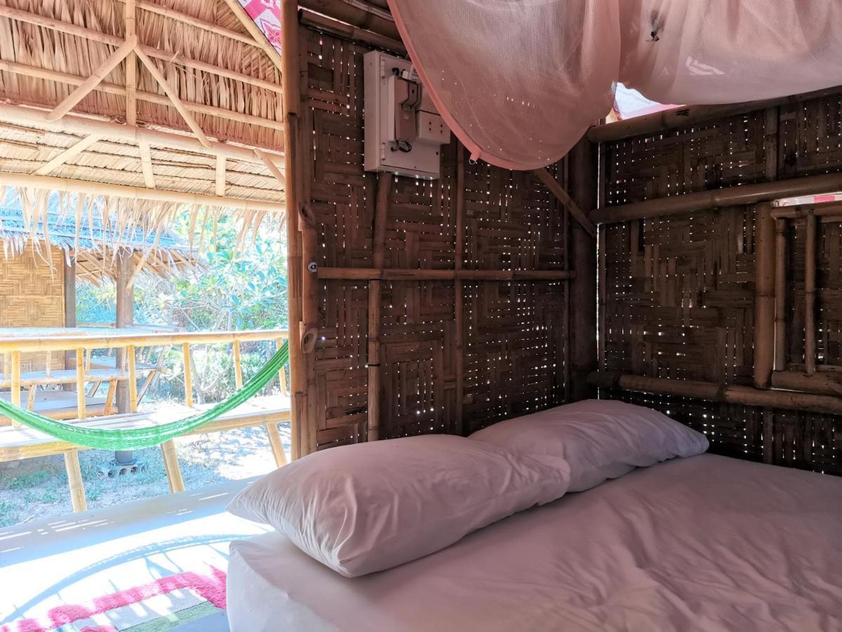 Phuhaya Bamboo Bungalows Koh Lanta Exterior photo